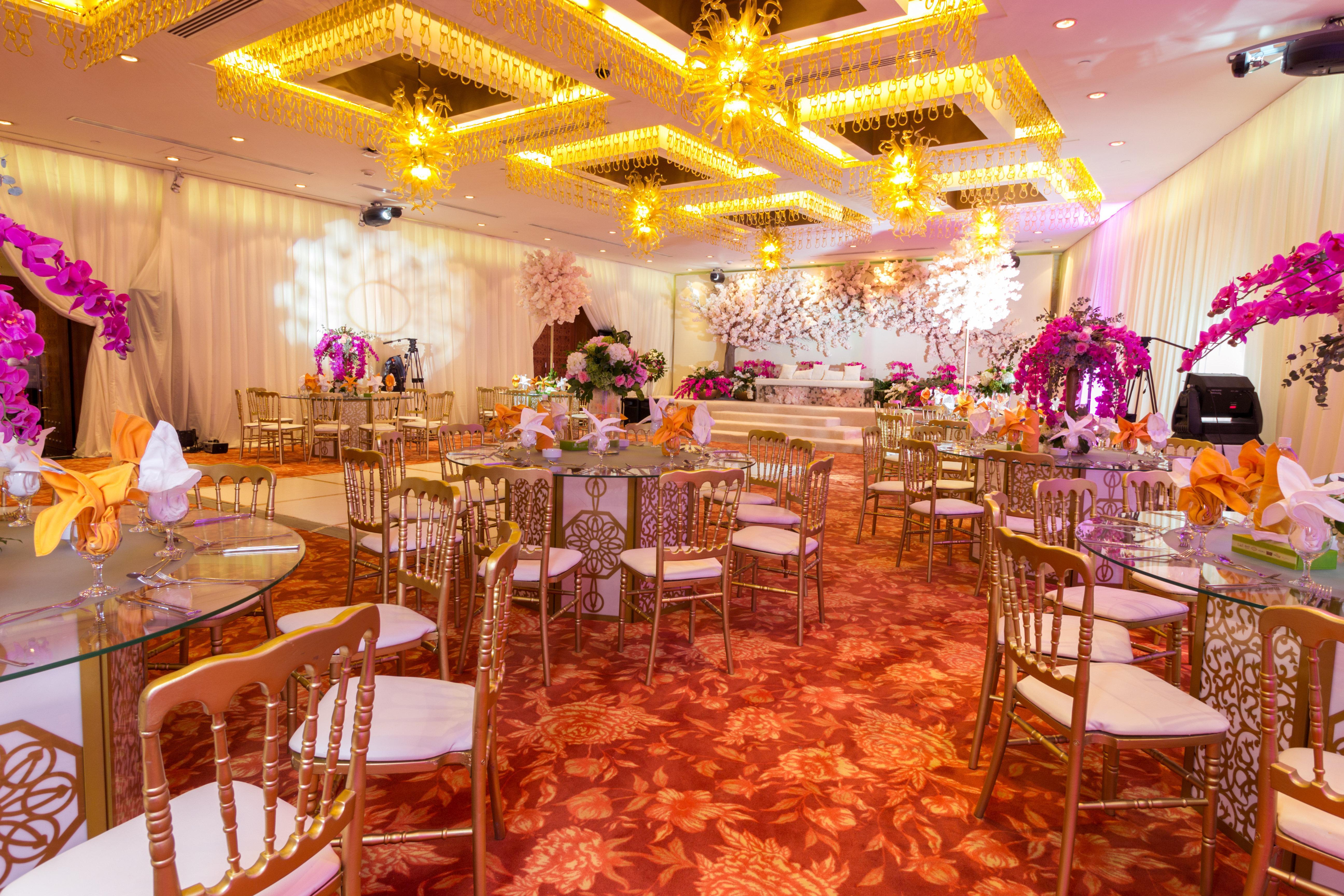 Holiday Inn - Suites Kuwait Salmiya By Ihg Kuwait City Esterno foto