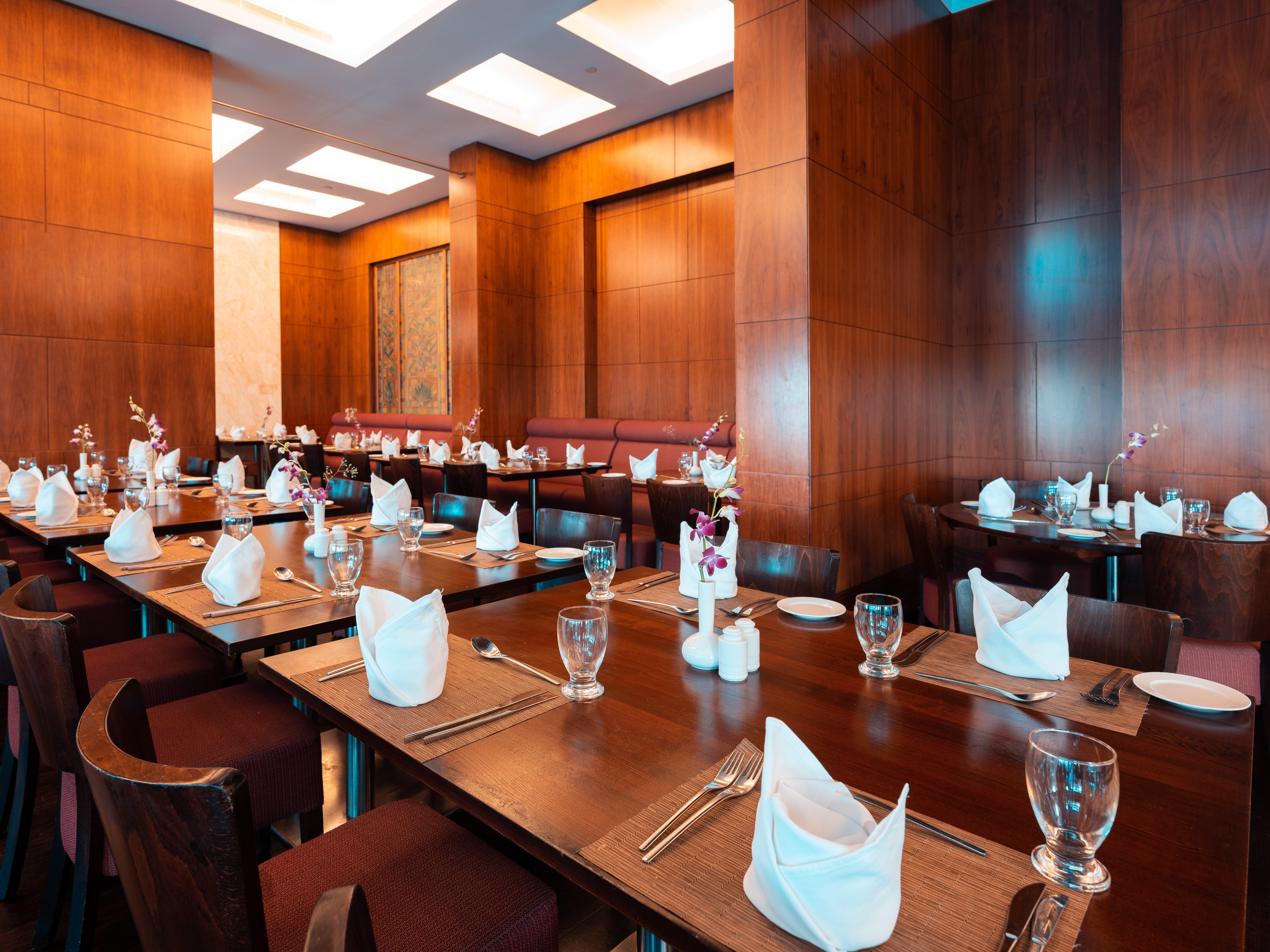 Holiday Inn - Suites Kuwait Salmiya By Ihg Kuwait City Esterno foto