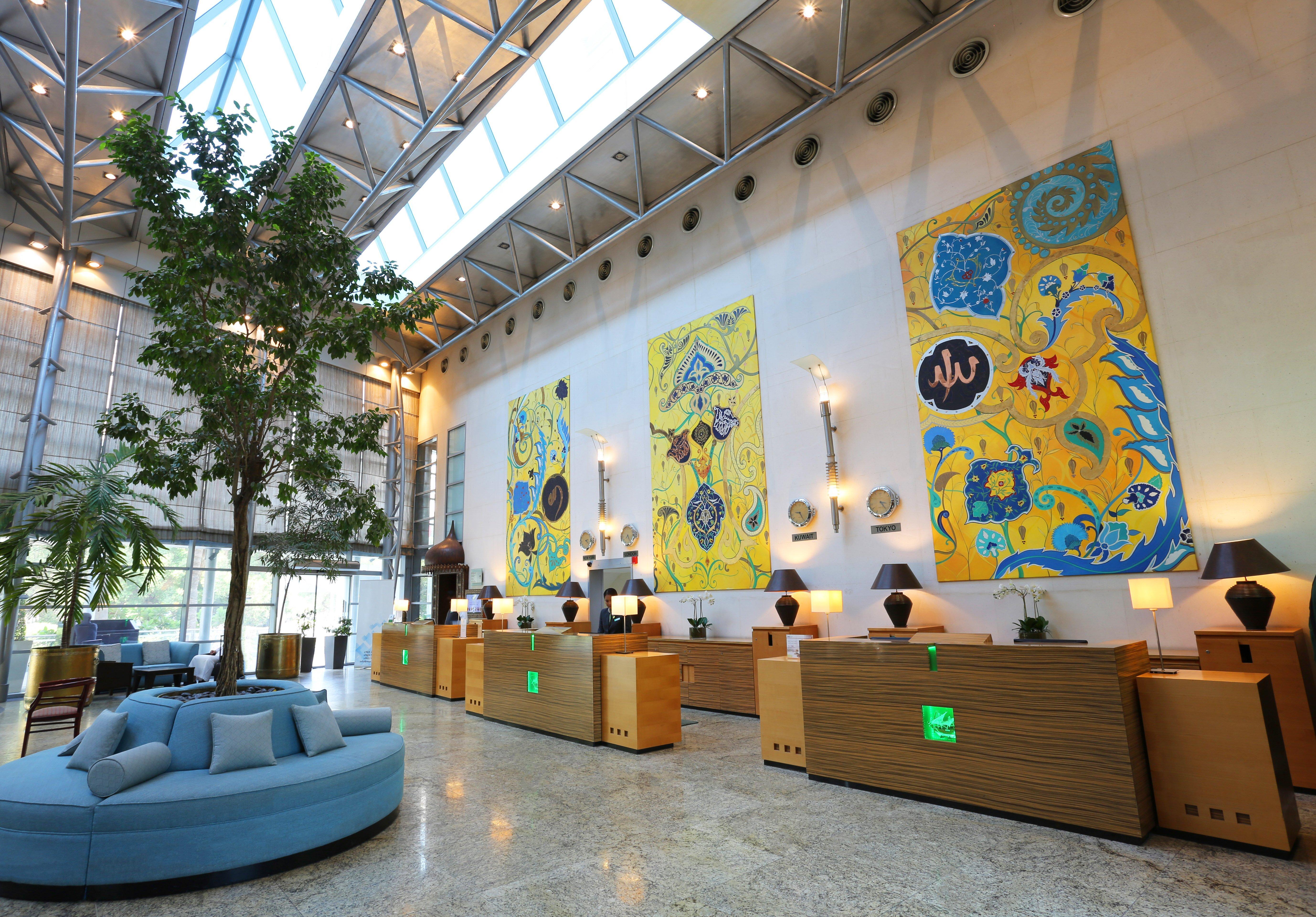 Holiday Inn - Suites Kuwait Salmiya By Ihg Kuwait City Esterno foto